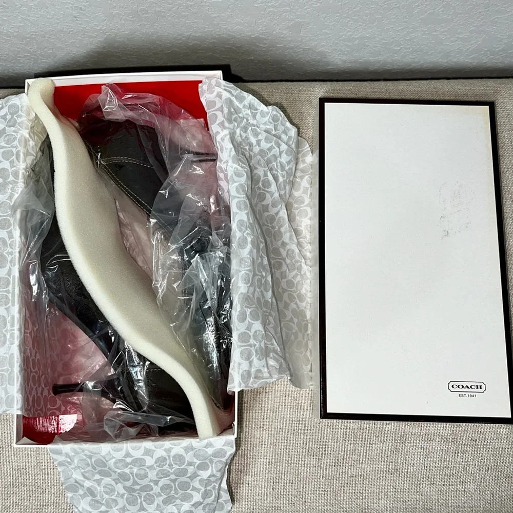 Coach Abigail Chestnut Heel - Picture 6 of 7